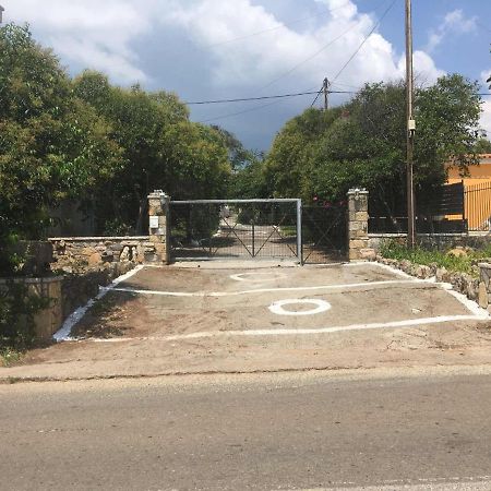 Hostel Αγρόκτημα Χελωναριά - Agroktima Chelonaria Chrani Exterior foto